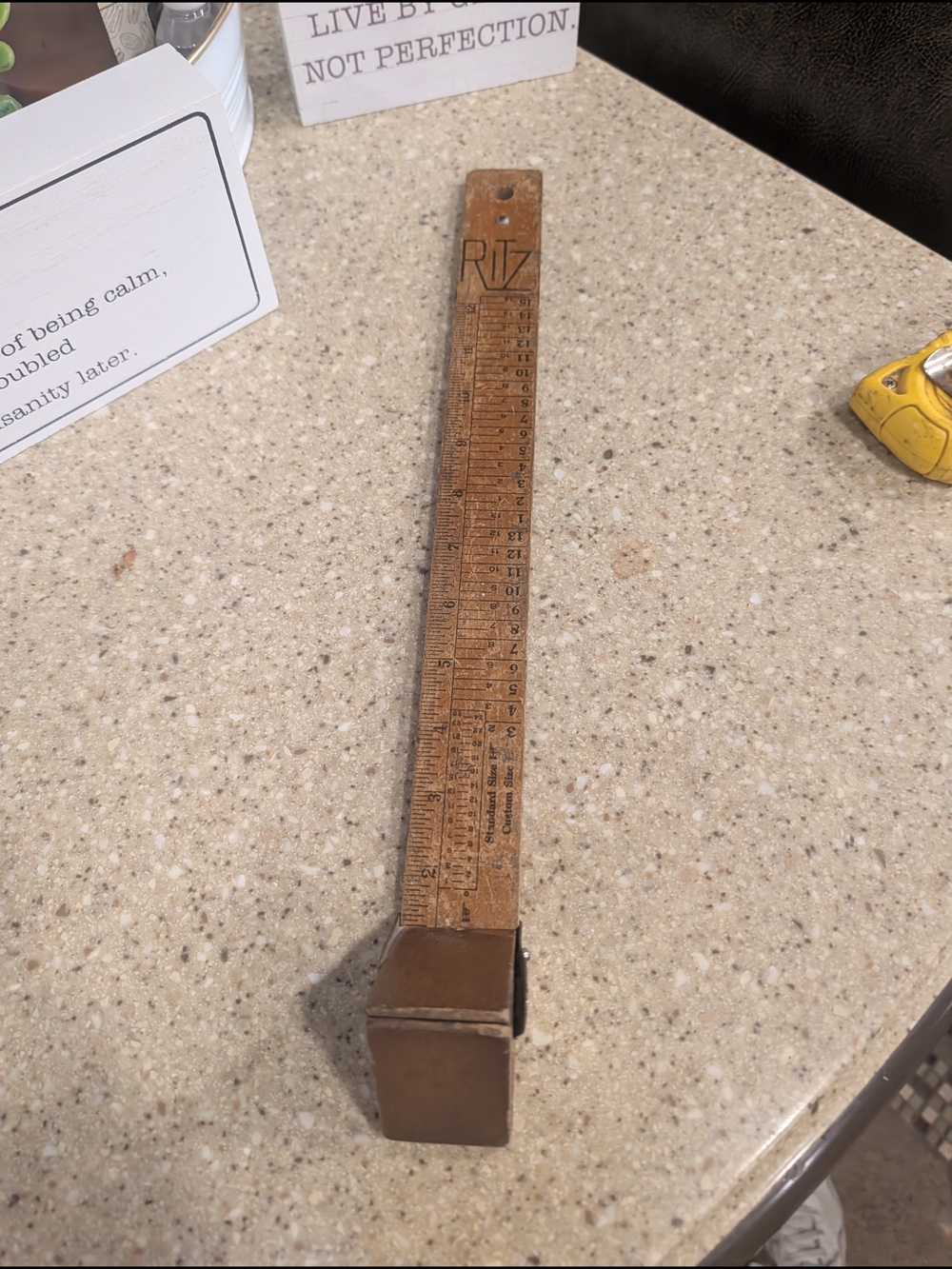 Wooden Shoe Measurer - Classic Measuring Tool